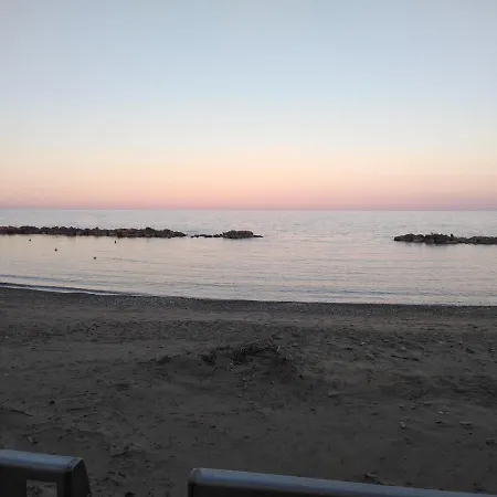 Sloneczna Calabria Ali 度假居